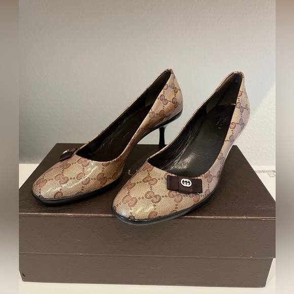 Gucci Crystall GG Heels - Picture 9 of 11